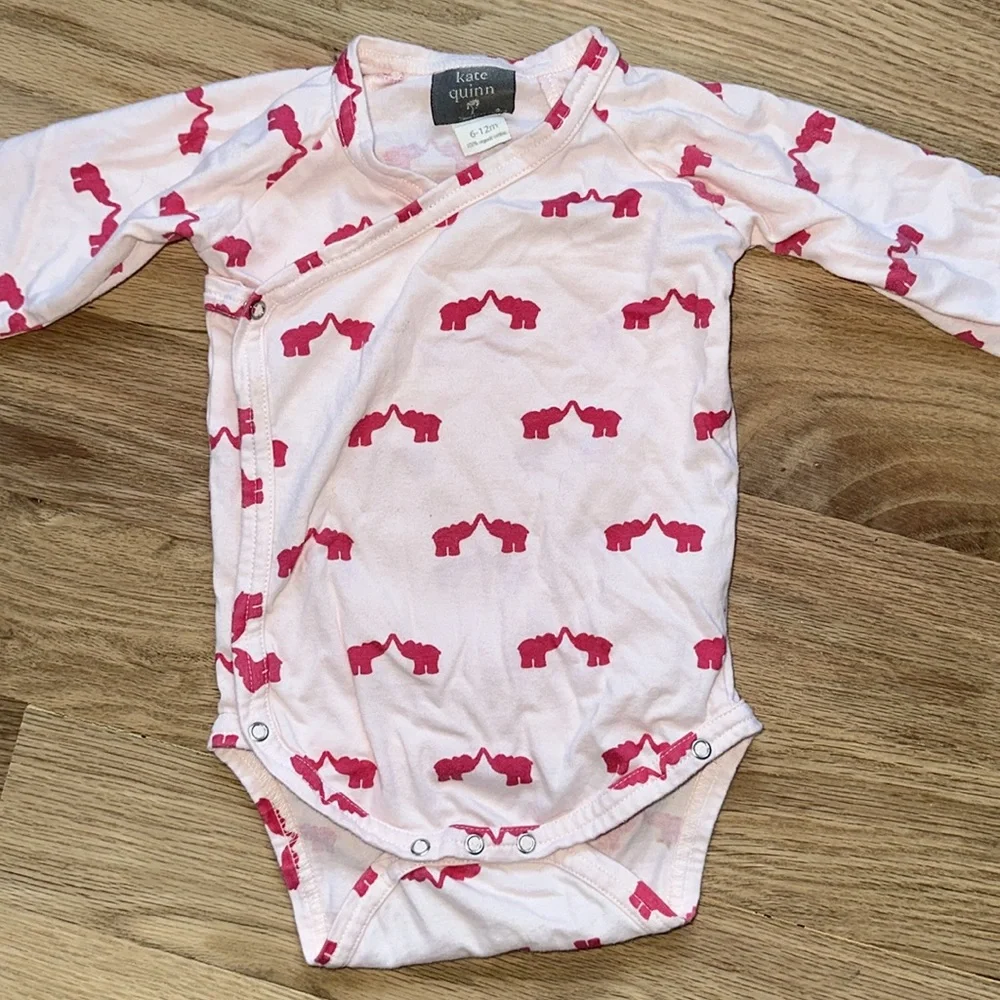 Kate Quinn pink kissing elephants bodysuit onesie baby girl size 6-12 months
